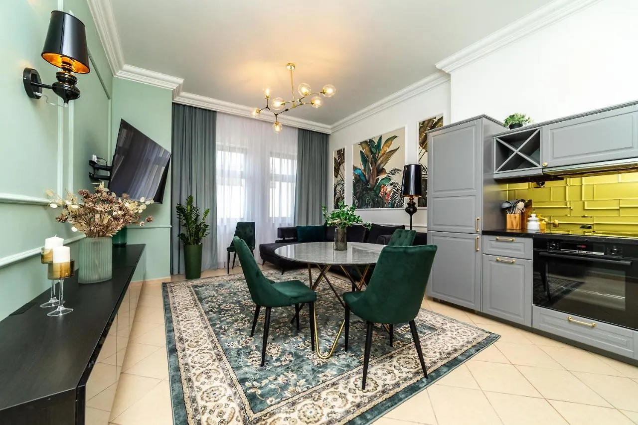 Trzy Gracje - Monte Cassino By Oneapartments contacts